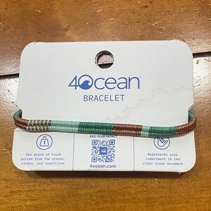 4Ocean Bracelet. Funds a global ocean cleanup operation. NWT